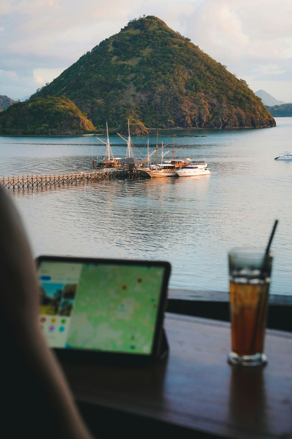 Why I’ll Never Return to an Office: My Journey as a Digital Nomad in the Post-Pandemic Era