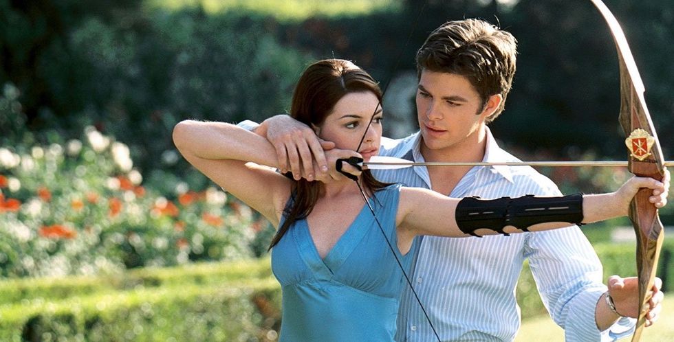 Anne Hathaway and Chris Pine in 'The Princess Diaries 2: Royal Engagement.''