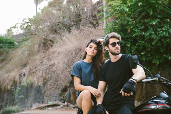 annoyed woman, annoying things men say