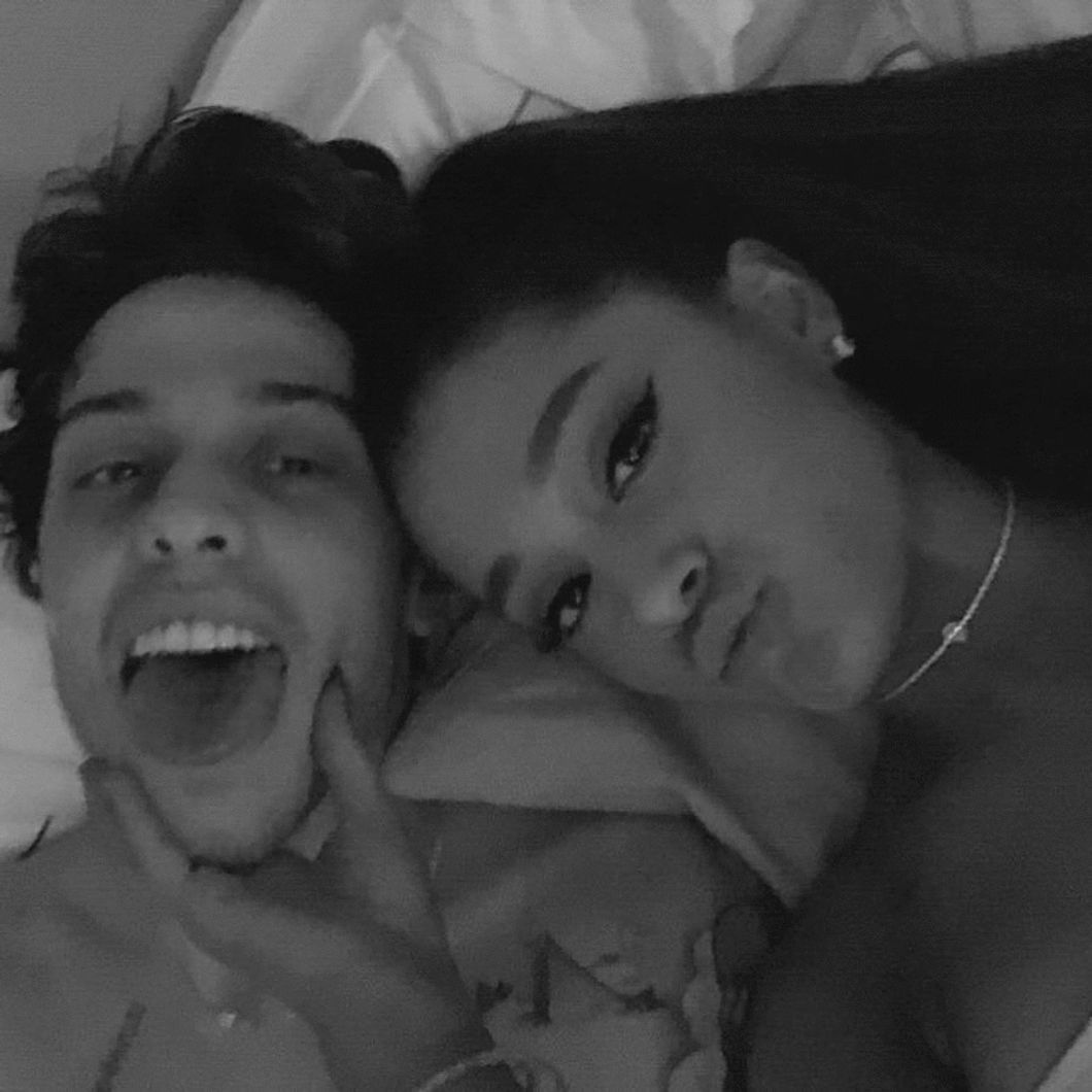 ariana grande and pete davidson