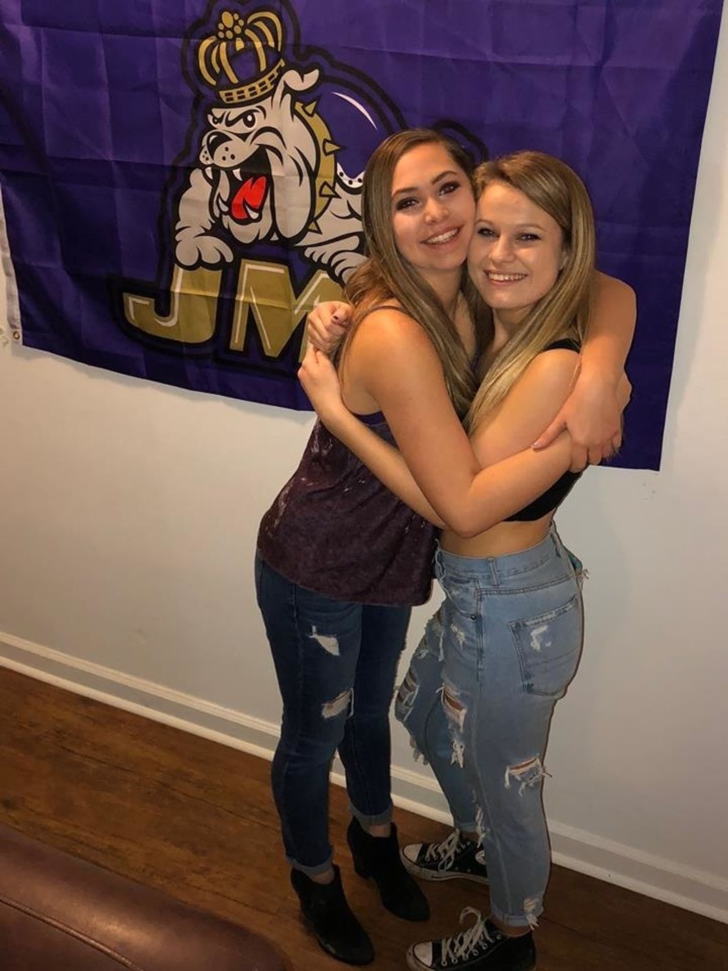 best friend college roommates