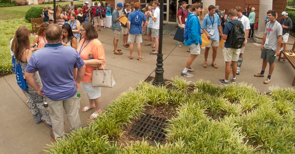 college orientation day