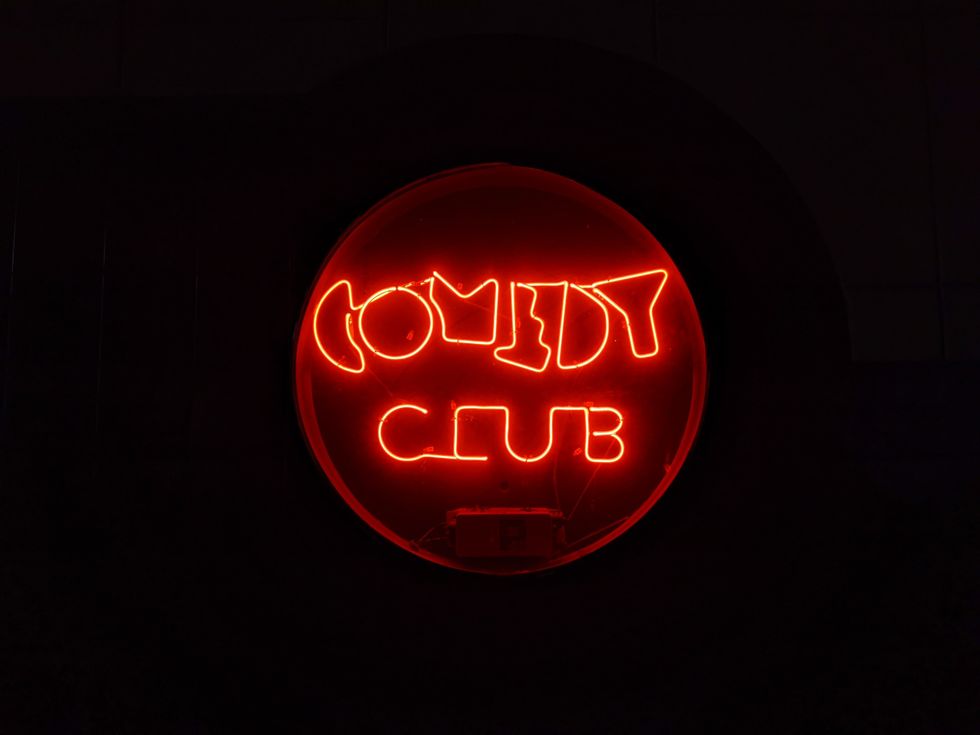 Comedy Club sign