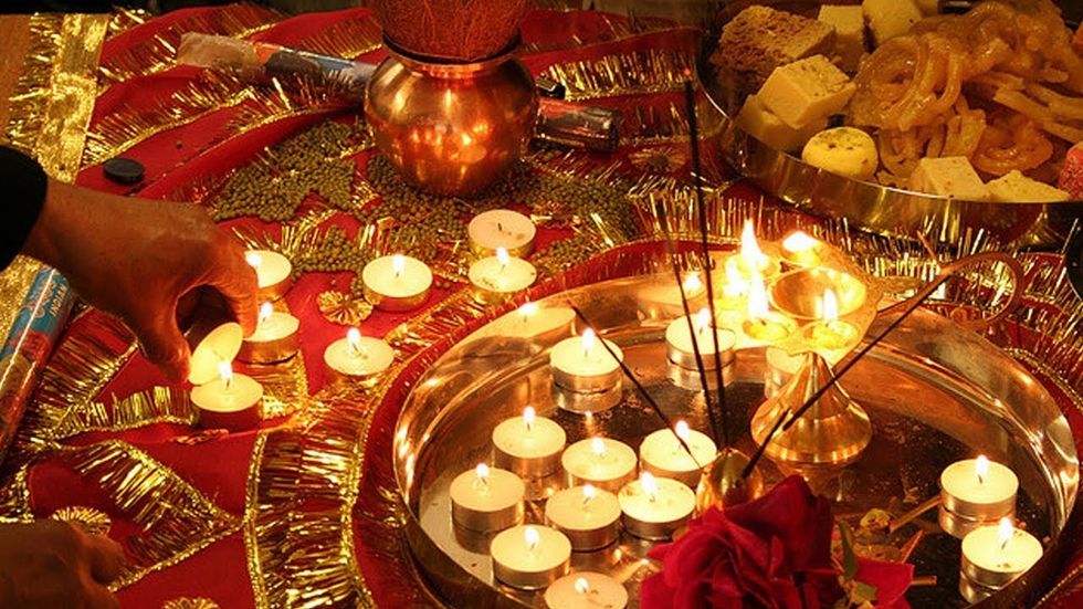 The Relationship between Indians and Festivals