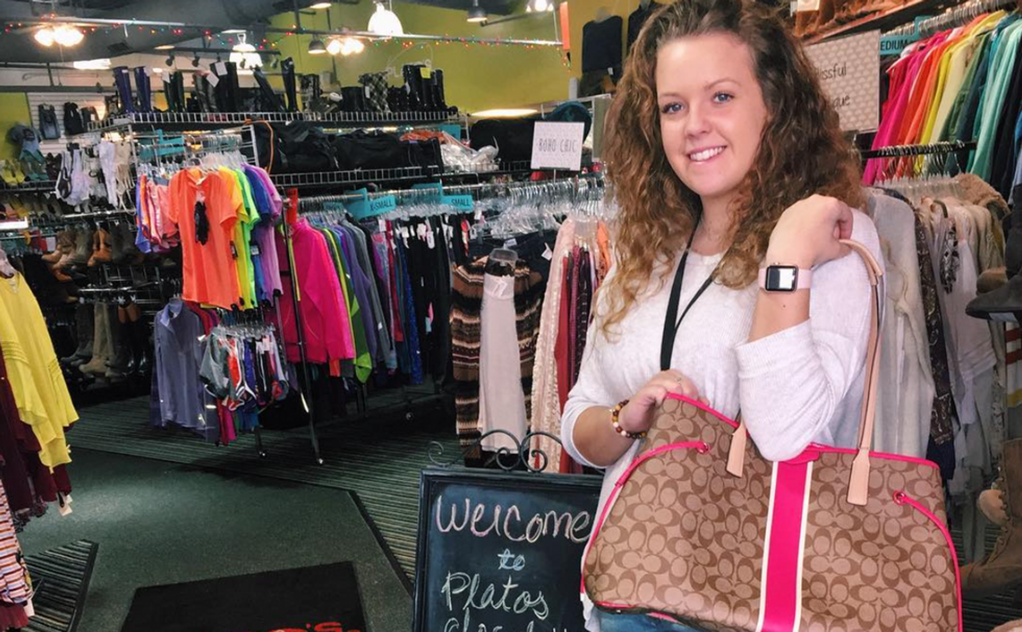 
        
            12 Secrets Of Plato's Closet That No One Knows About, From An Employee
        
    