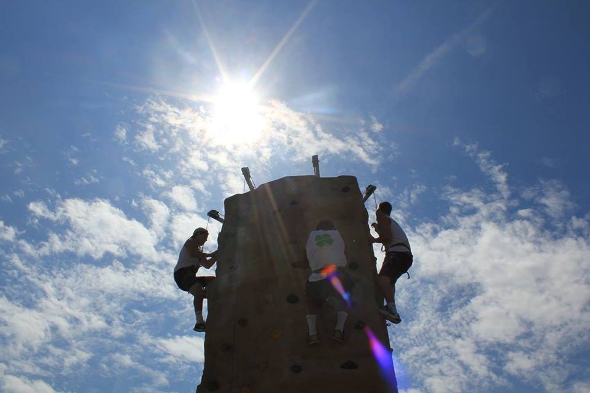 AXO Seek The Heights Rock Climbing Competition