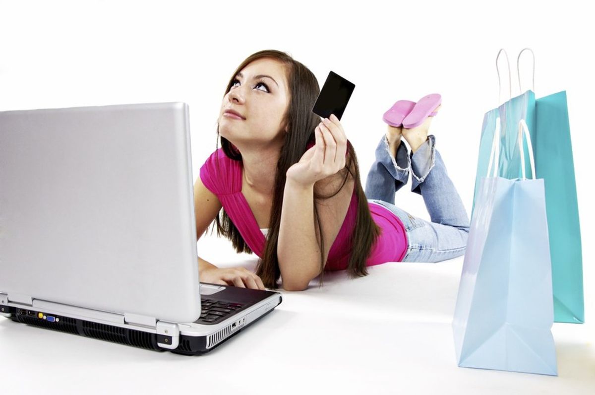 30 Thoughts You Have While Online Shopping