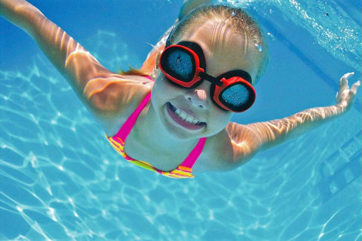 14 Signs You Teach Swimming Lessons