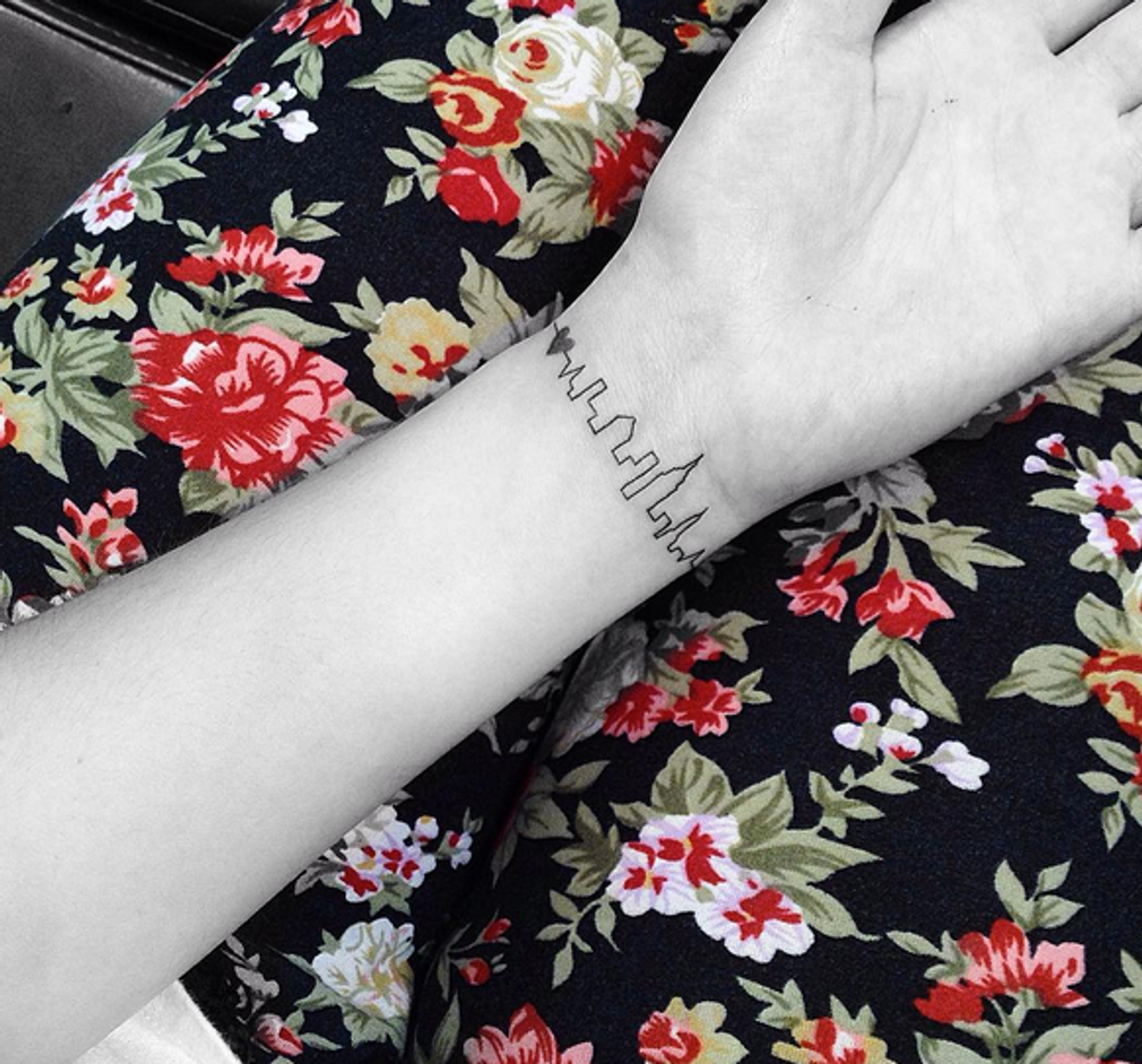 10 Delicate & Meaningful Tattoo Ideas You'll Fall in Love With