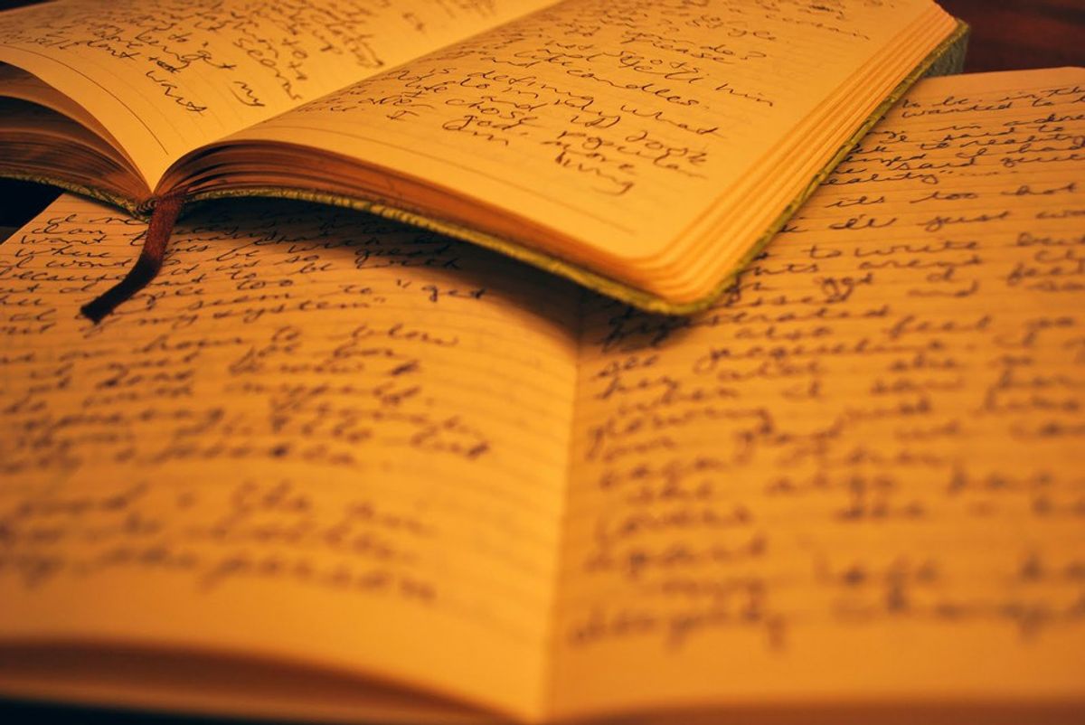 7 Reasons Why You Should Probably Start Keeping A Journal