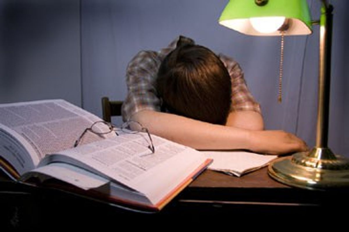 8 Ways to Successfully Cram in College