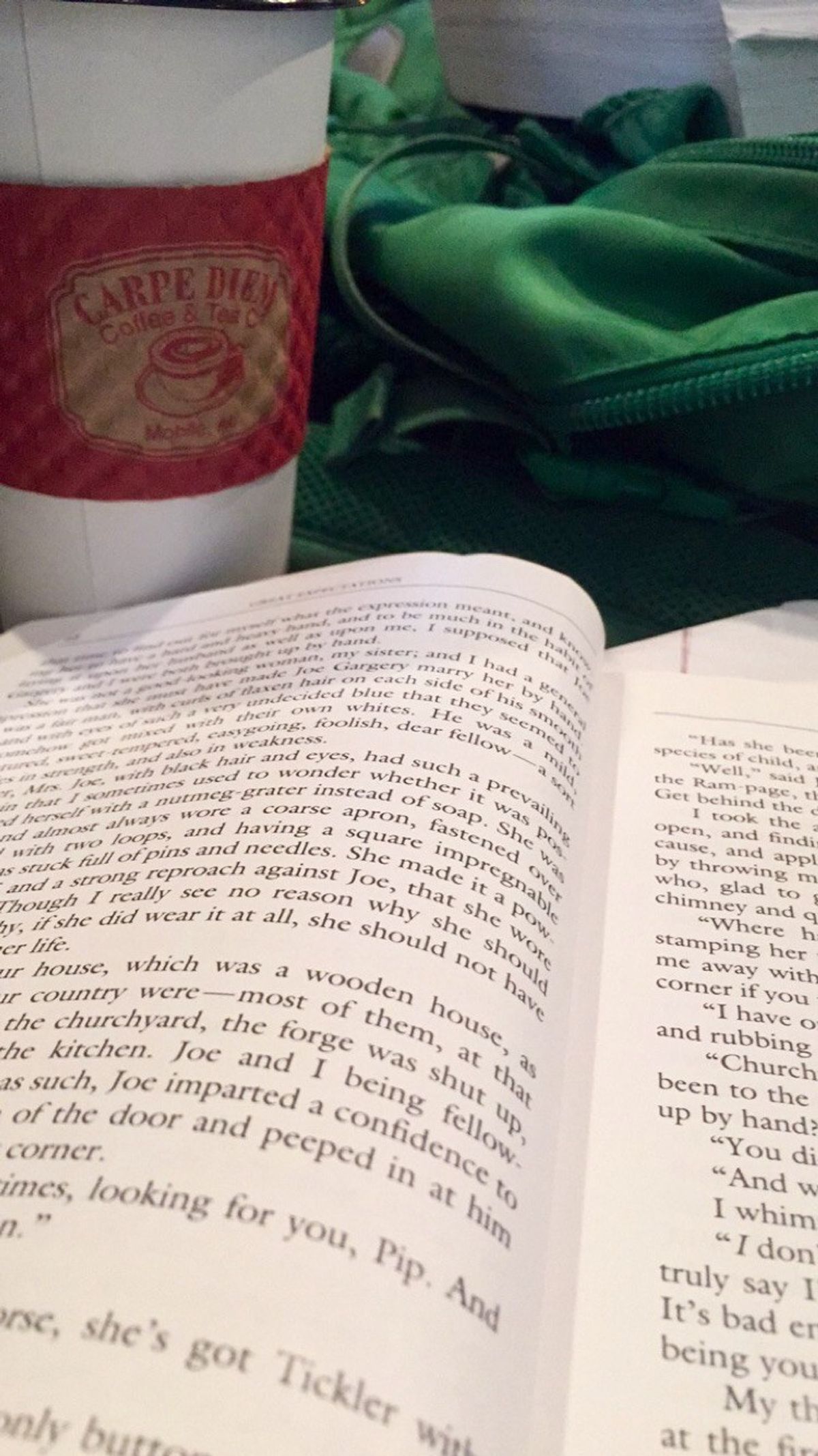 30 Thoughts That Run Through Your Head While Trying To Study