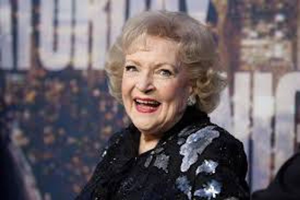 8 Lessons Every Teenager Should Learn From Betty White