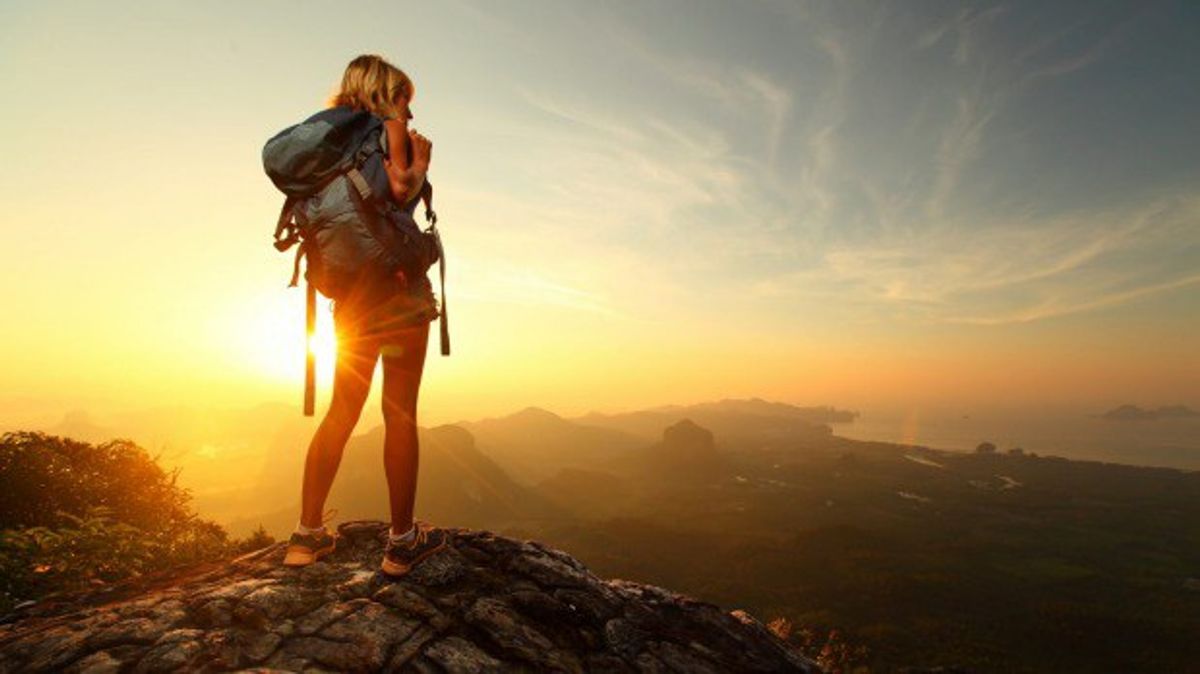 10 Ways Traveling Alone Can Change You