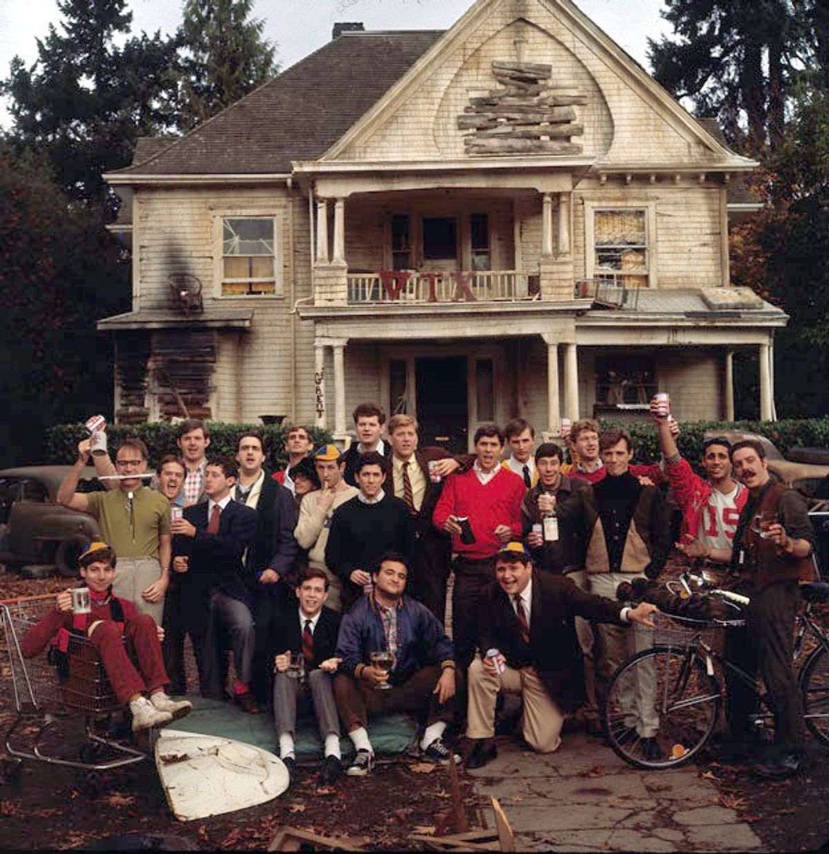 11 People Who Tell You What It's Really Like Living In A Fraternity House