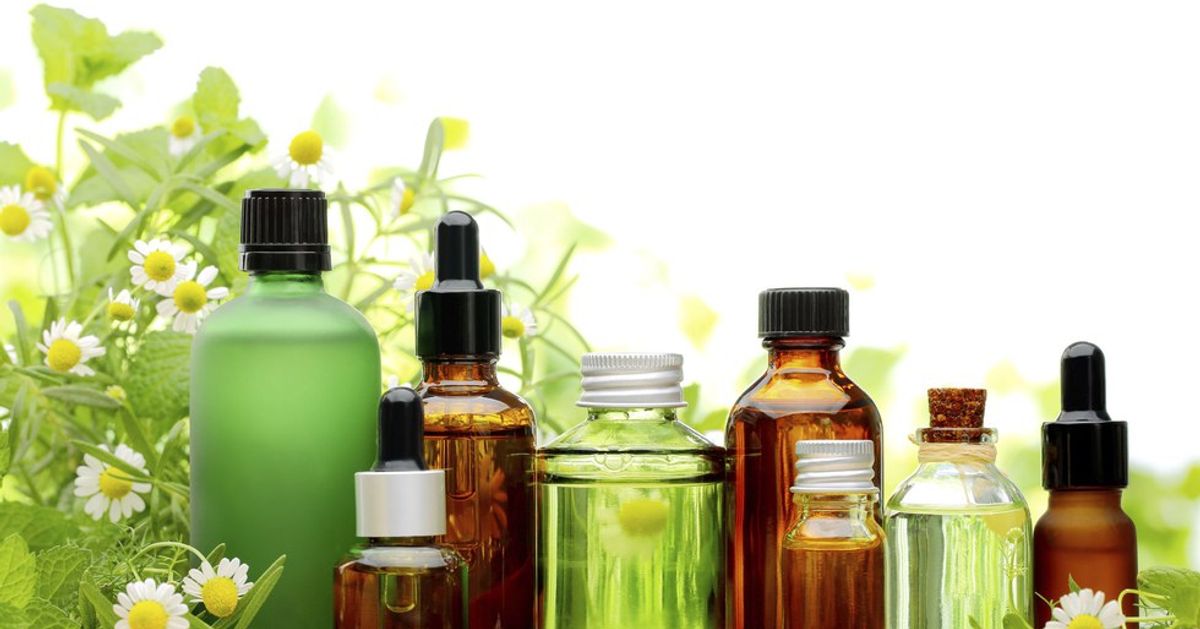 10 Essential Oils That Everyone Should Own