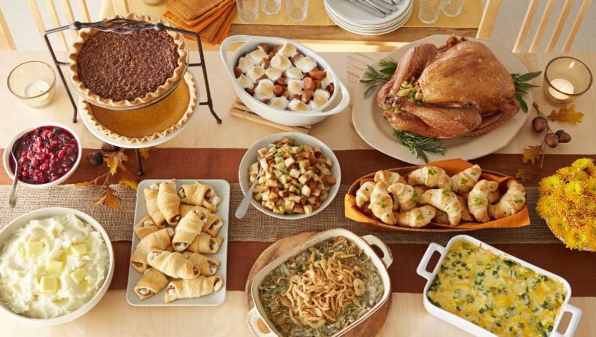 How To Survive Thanksgiving Dinner With A Large Family