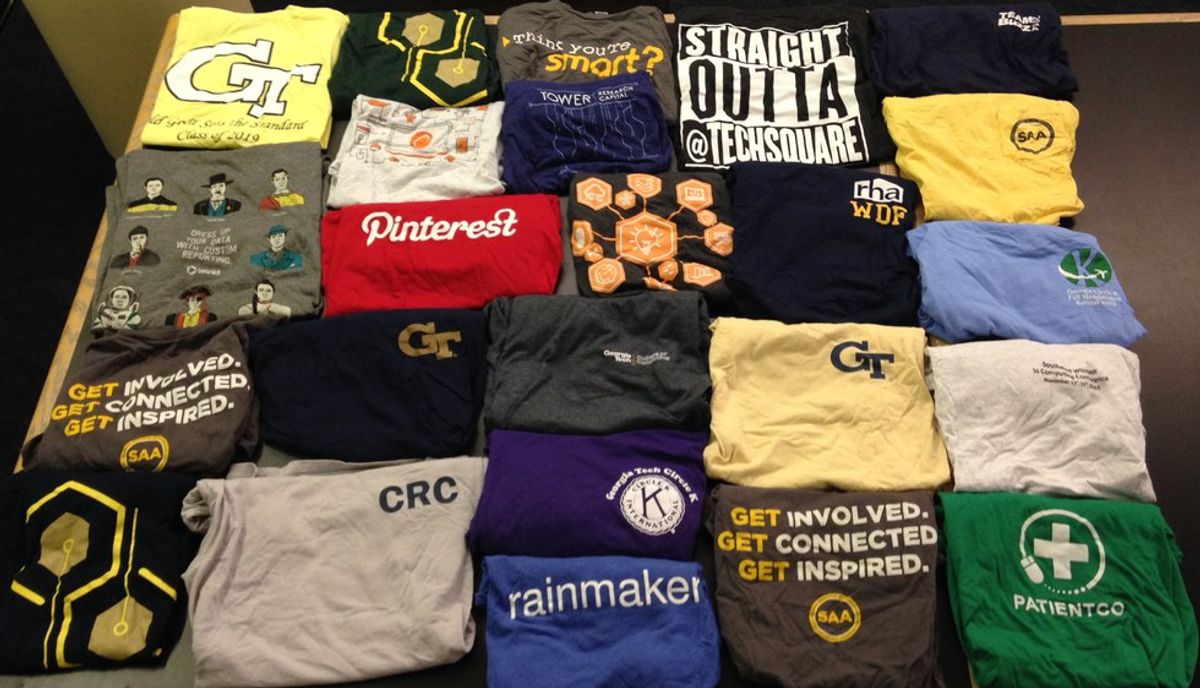 Free T-Shirts Are Addictive For College Students