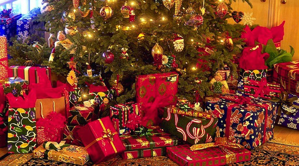 13 Things On Every Pitt Student's Christmas List