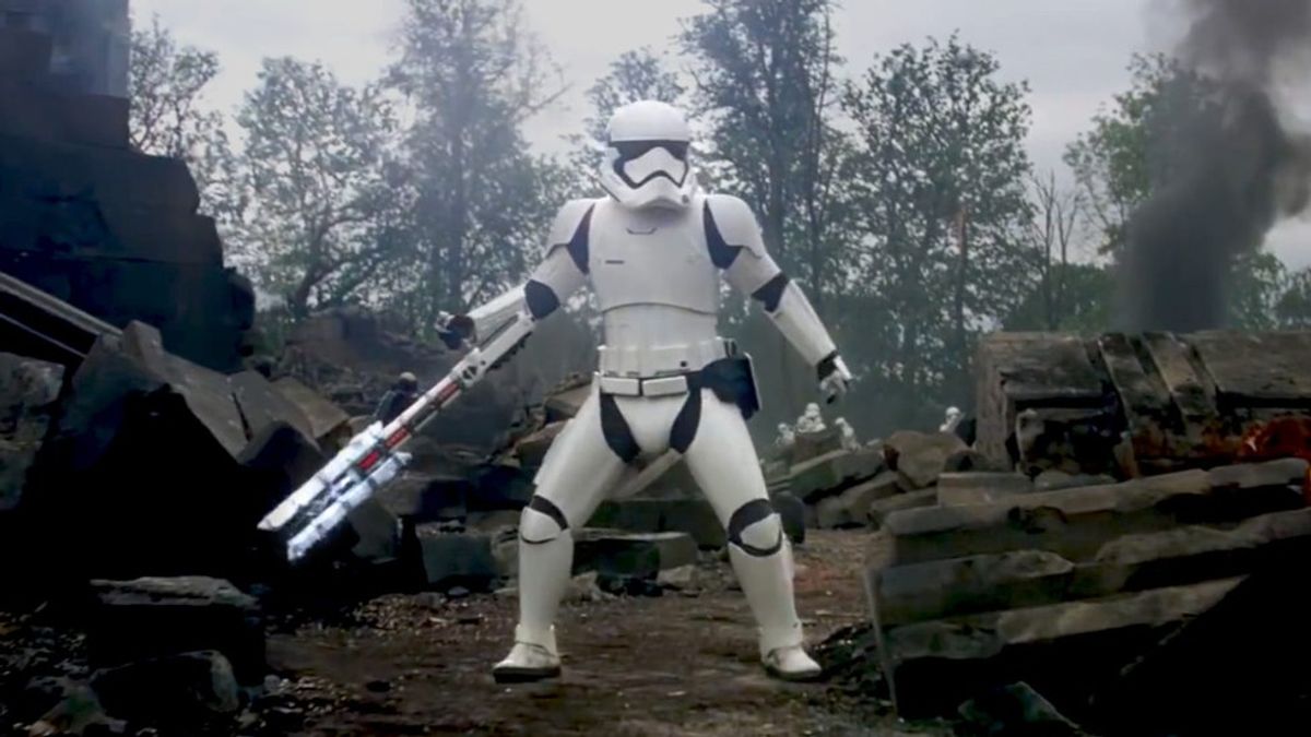The 11 Funniest Uses Of The TR-8R Meme From The Force Awakens