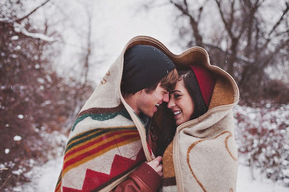 6 Reasons Why Winter is a Great Time for a Fling