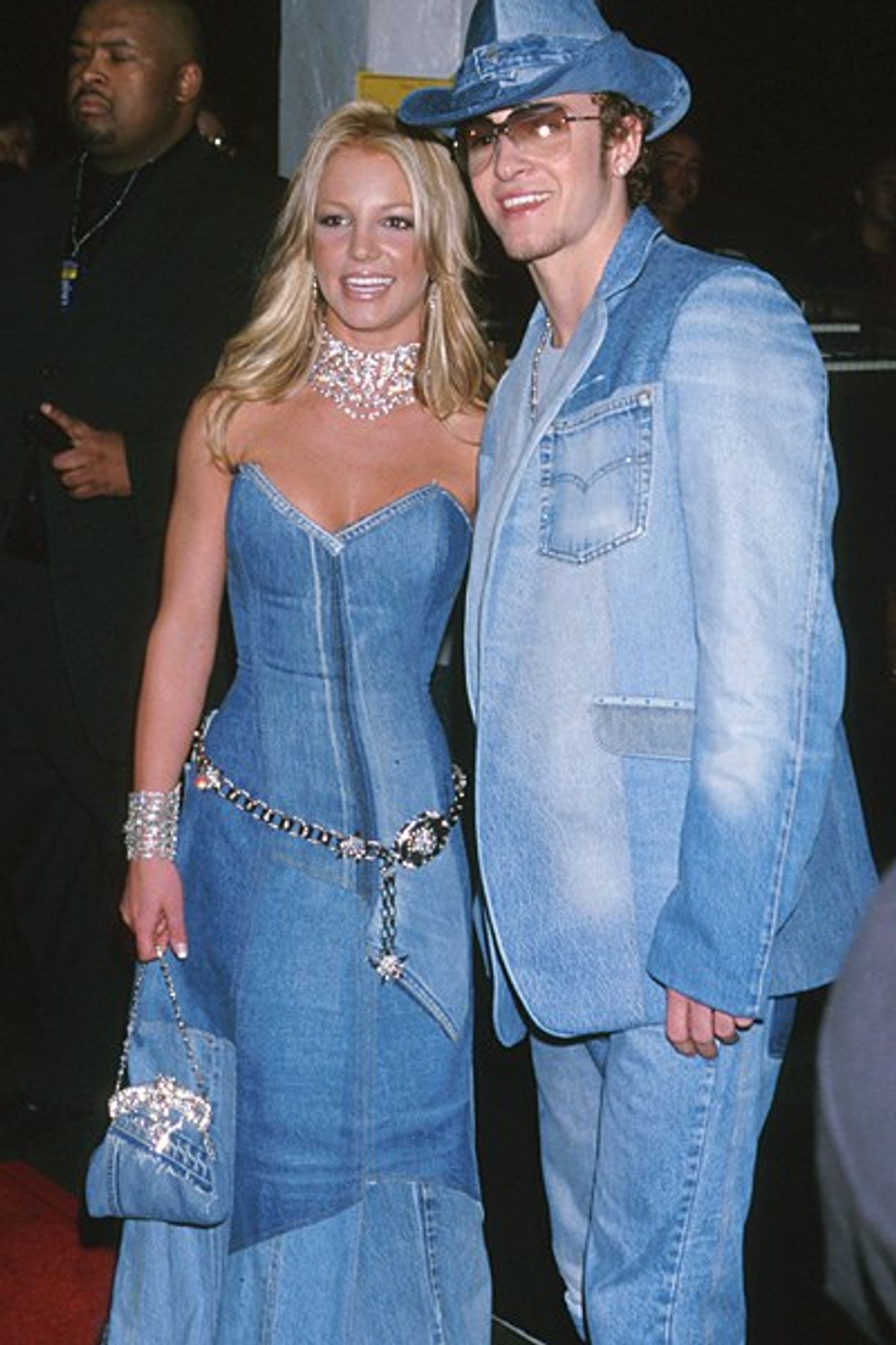 10 Early 2000s Trends That Need to Come Back (And 5 That Should Stay There)
