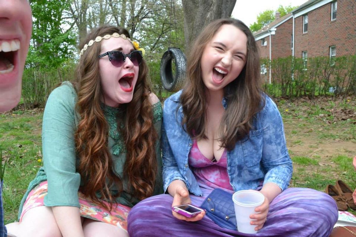 13 Things You Totally Have In Common With Your College Roomie