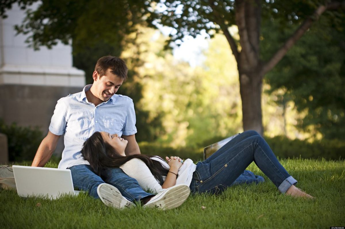 20 Things College Kids Think Are Romantic