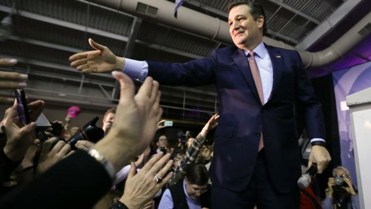 Ted Cruz Wins Iowa Caucus; Democrats Remain Split
