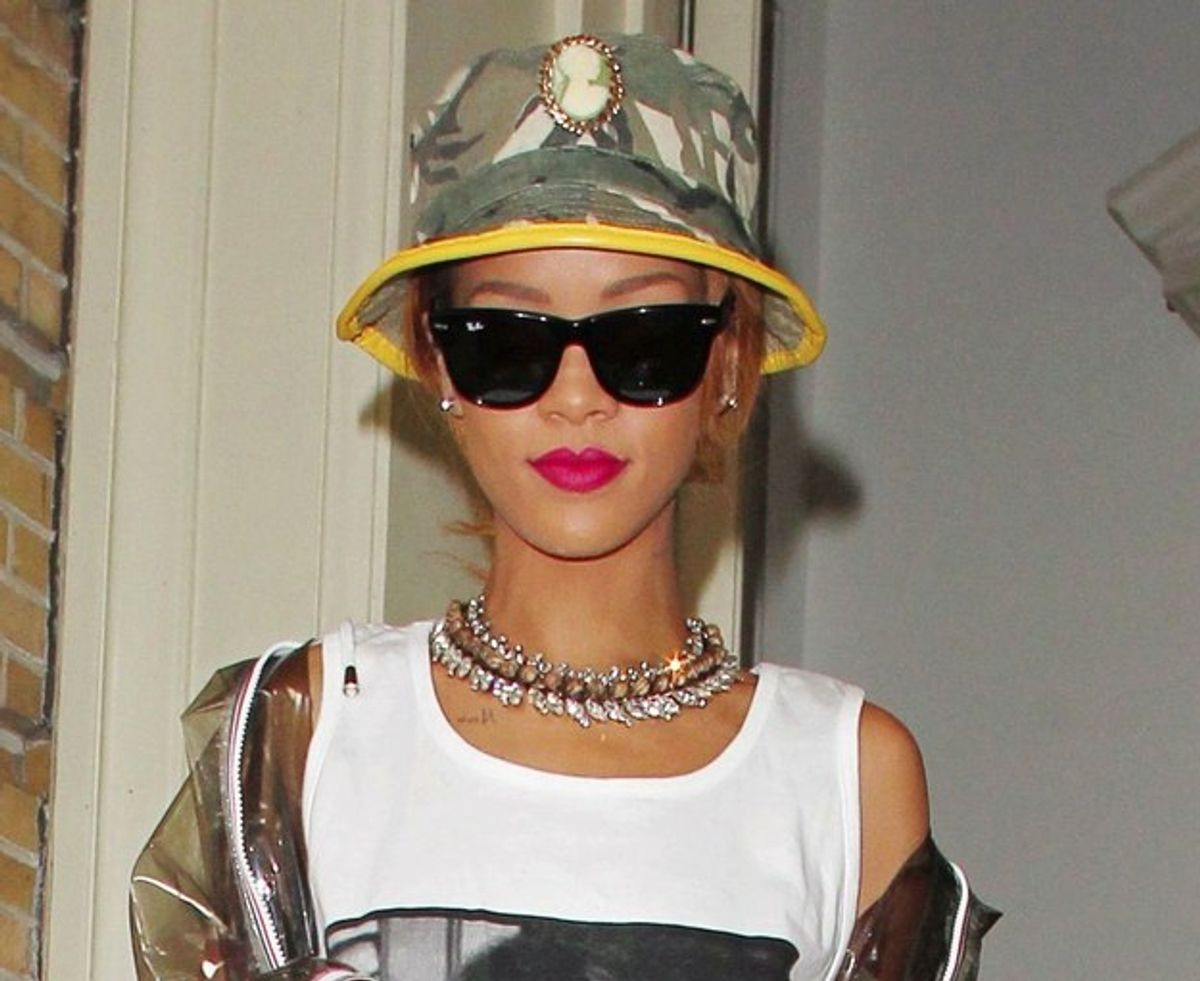 Bucket Hat Fashion Advice from Celebs