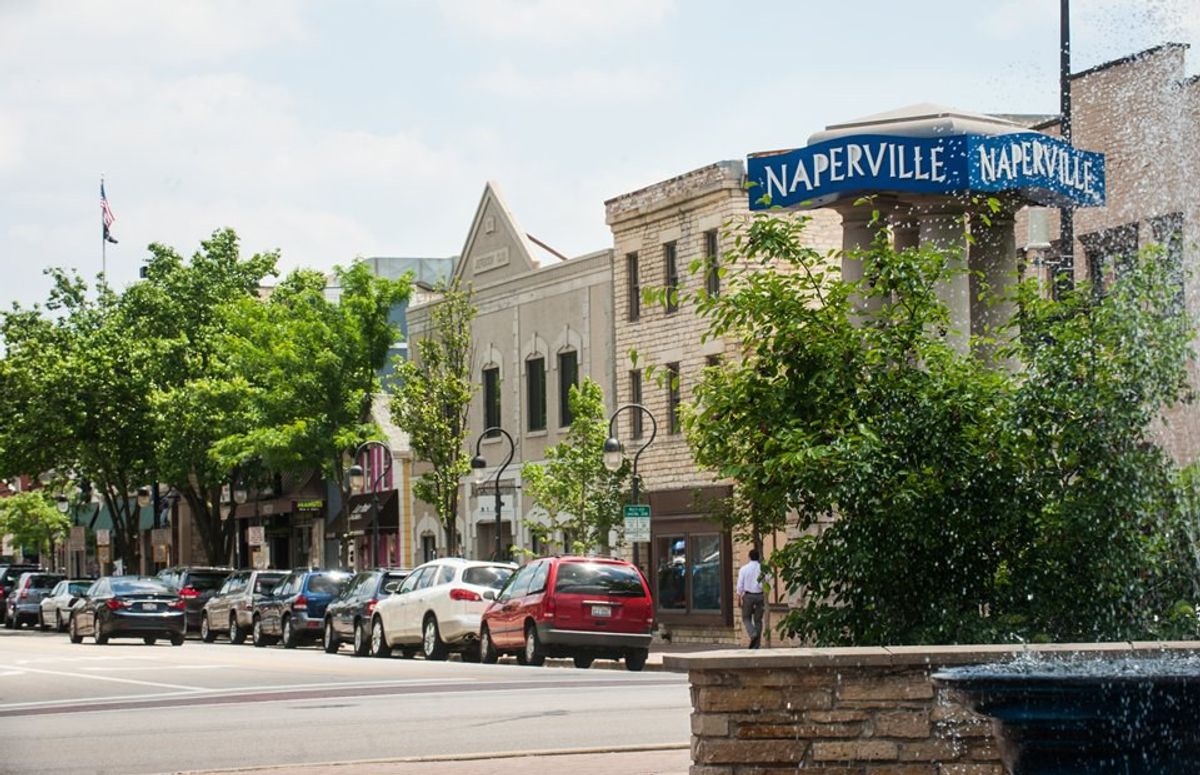 10 signs you grew up in Naperville, Ill.