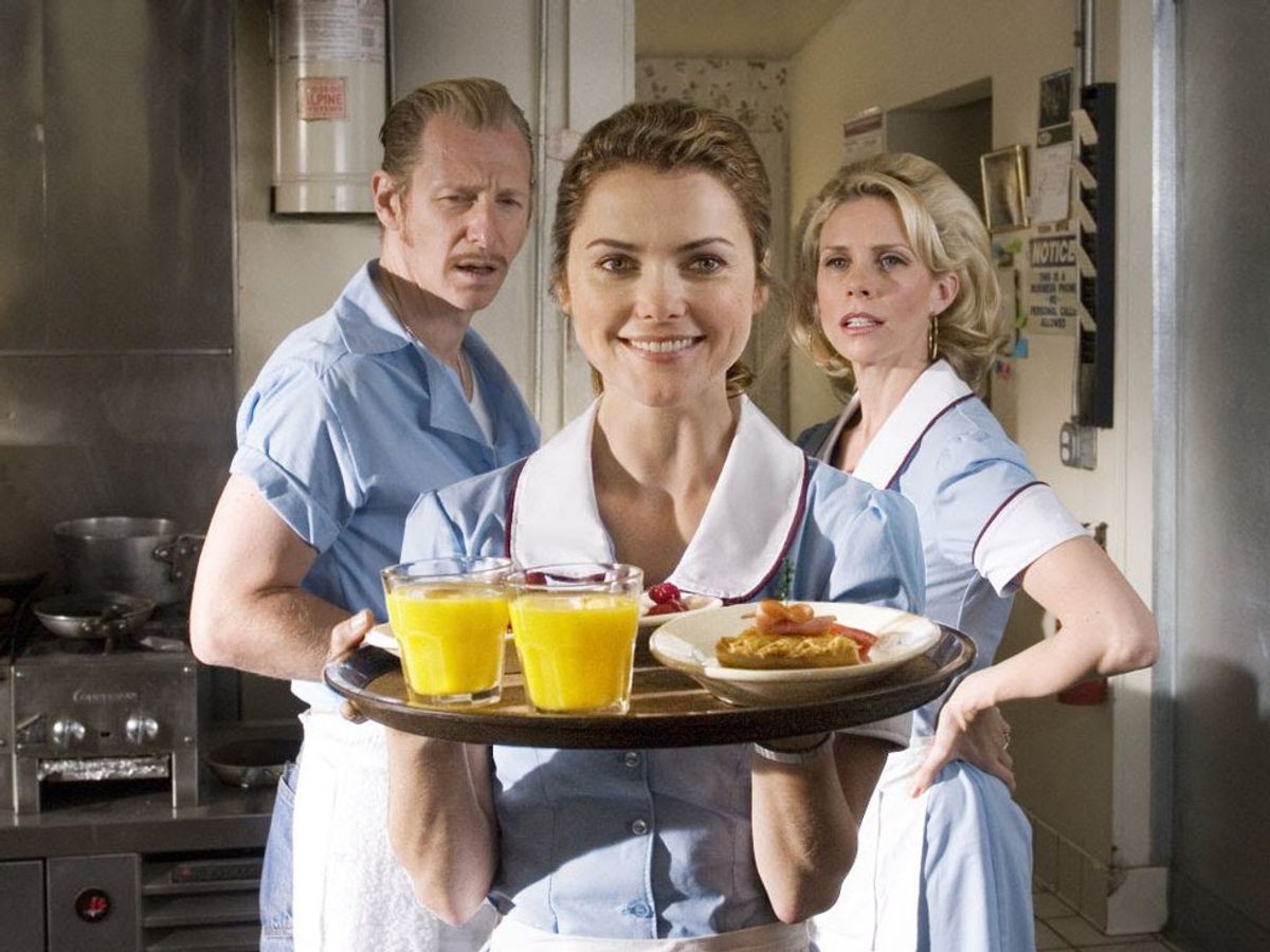10 Reasons Why Everyone Should Have A Serving Job At Least Once In Their Lives