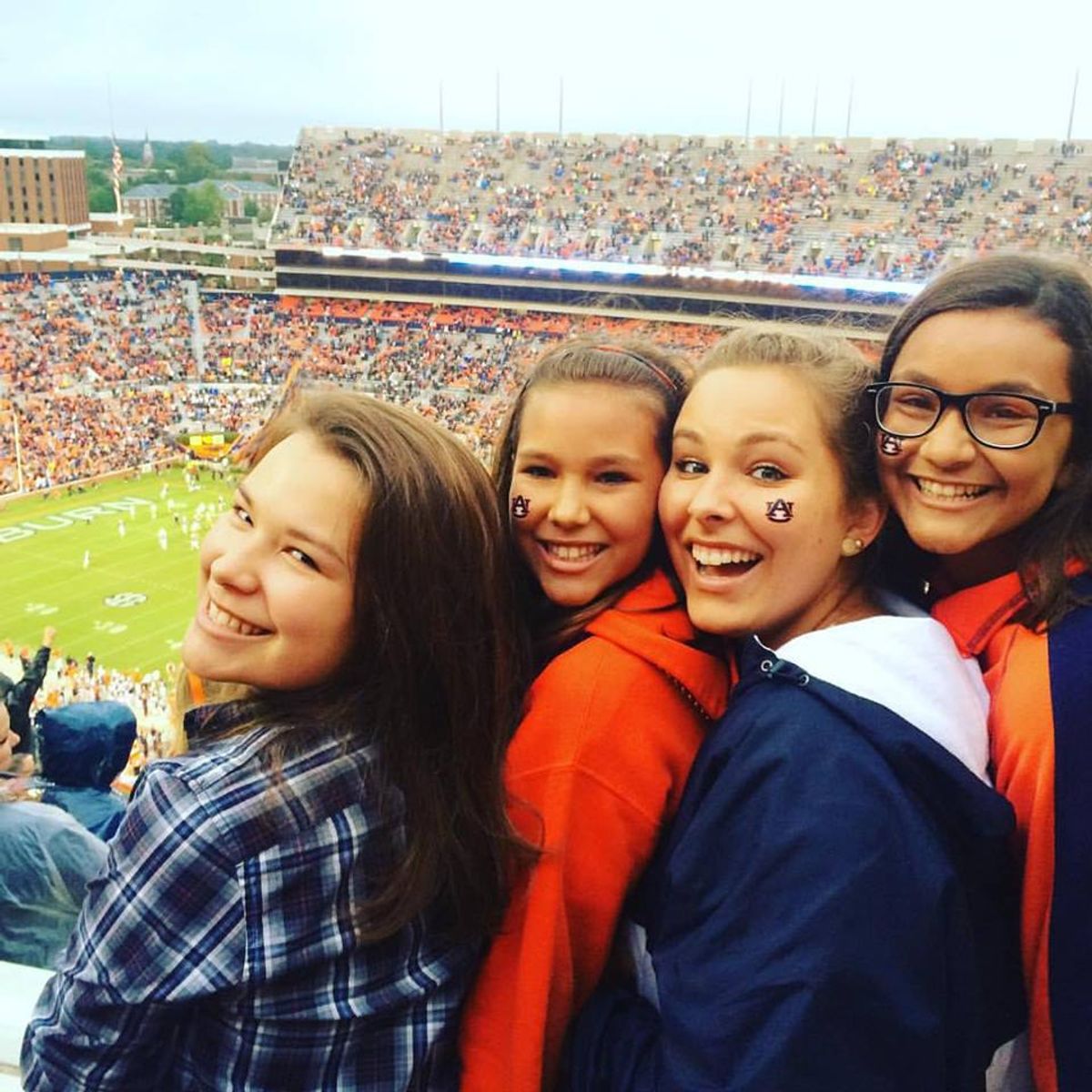 13 Things You Miss About Your Sisters When You Leave Them For College