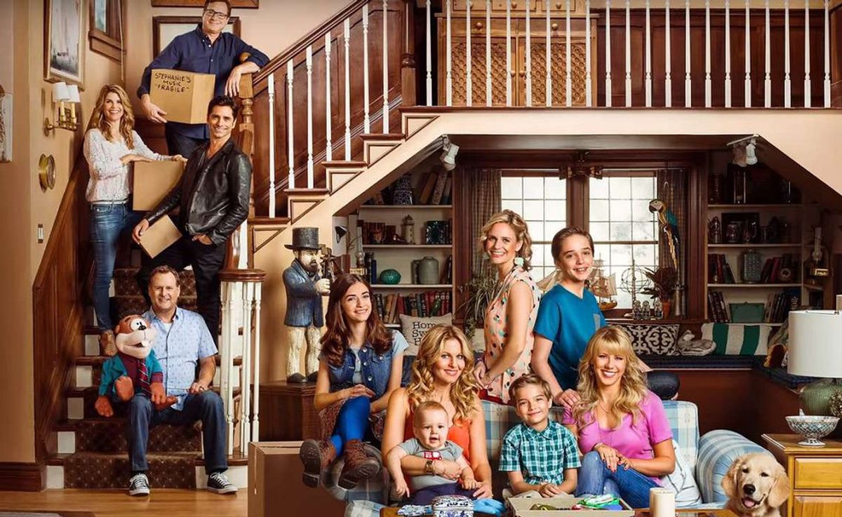 Why You Should Binge Watch Fuller House Right Now