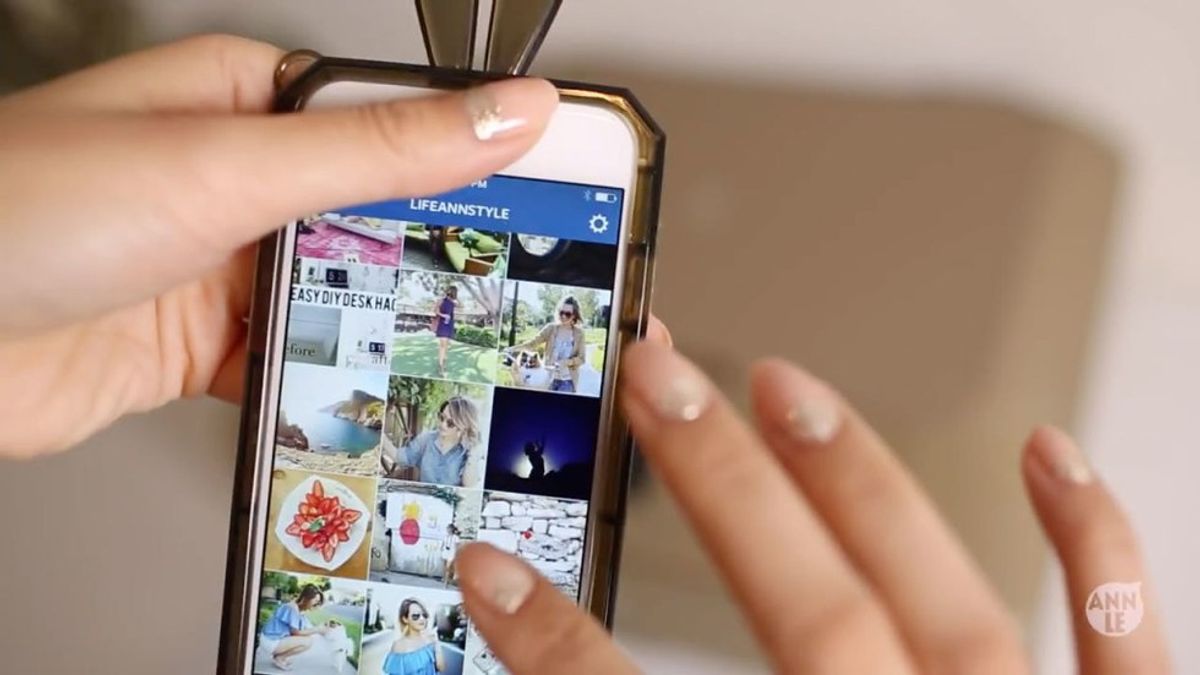 14 Things We Think While On Instagram