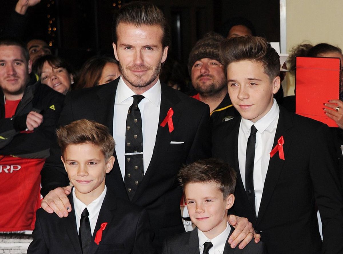 9 Hunkiest Hollywood Dads