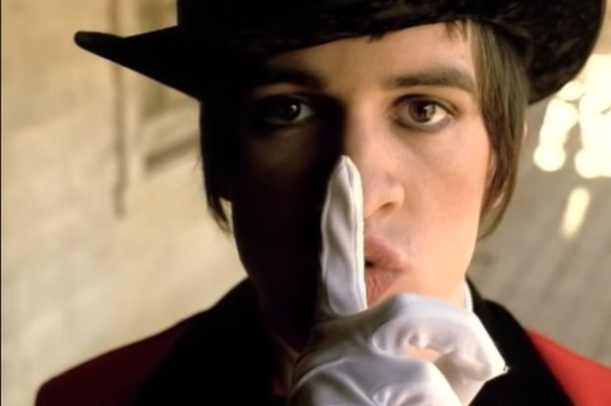 13 Signs You Were Once An Emo Kid