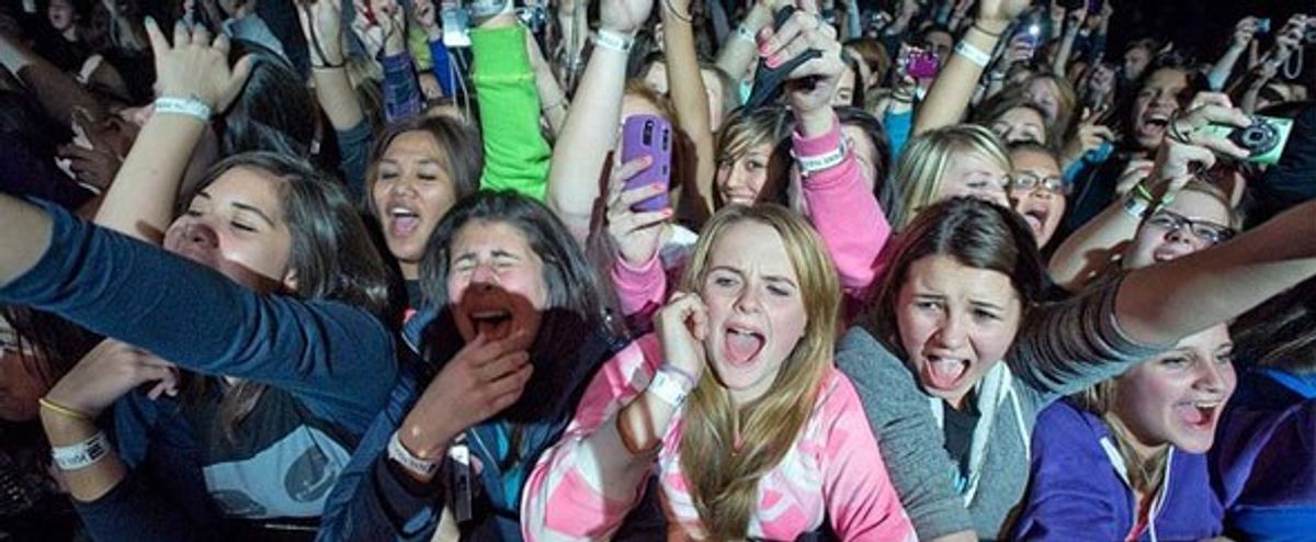 6 Lessons I Learned From Being A Fangirl