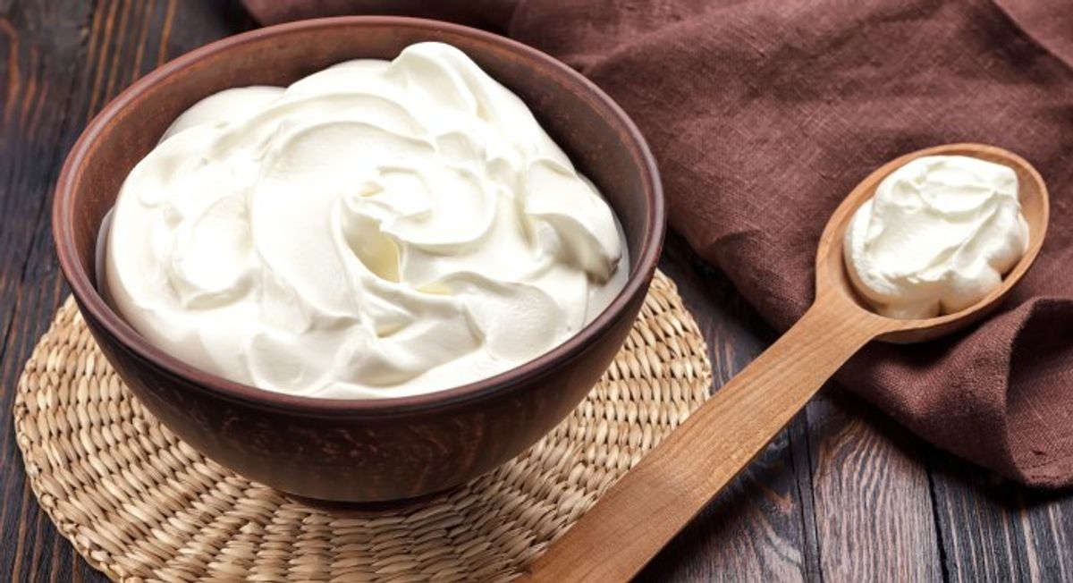 11 Delicious Foods You Wouldn't Expect To Put Sour Cream On