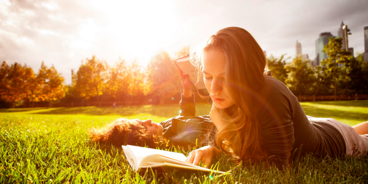4 Books To Enjoy As A Busy College Student