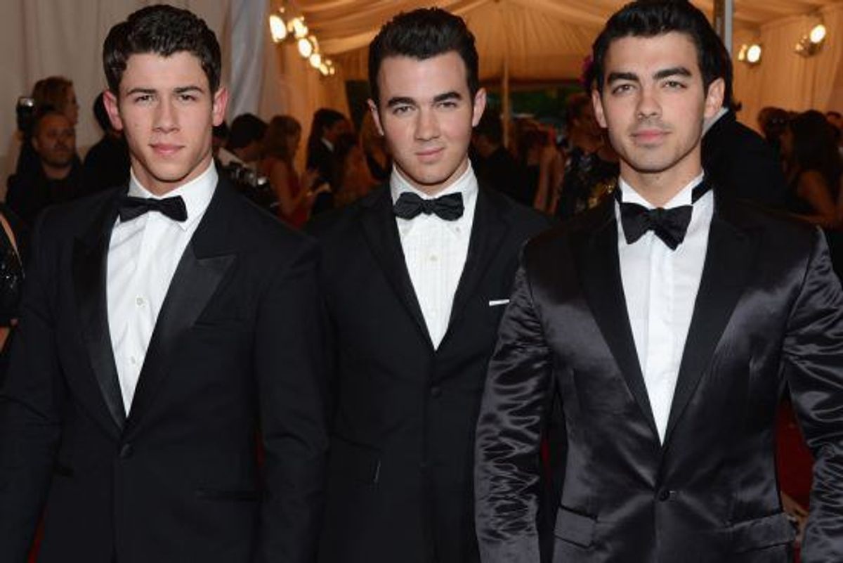 Signs You Still Love The Jonas Brothers