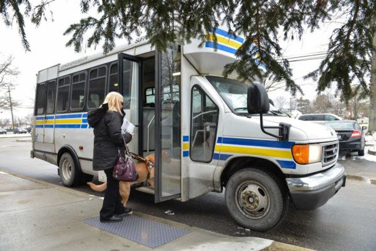 10 Struggles Of Dealing With Paratransit