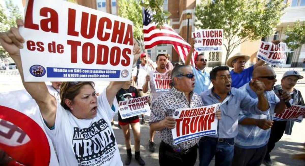 Latinos Rush to Become Natural Citizens to Vote Against Trump