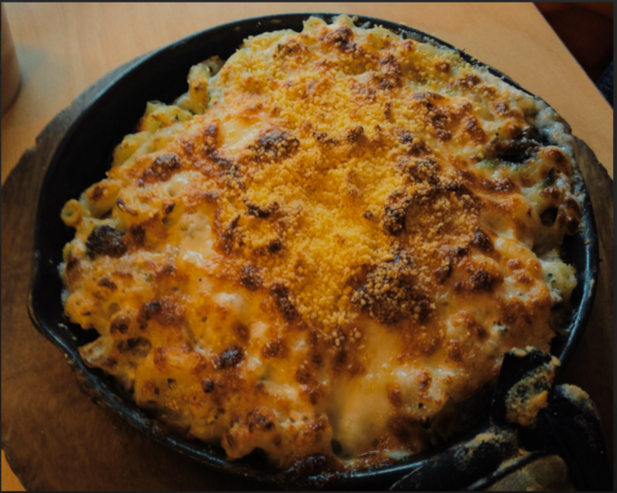 14 Signs Mac And Cheese Might Be Your Soulmate