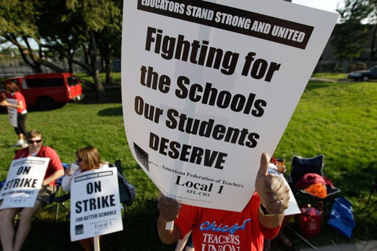 Chicago Teachers Fighting For Education