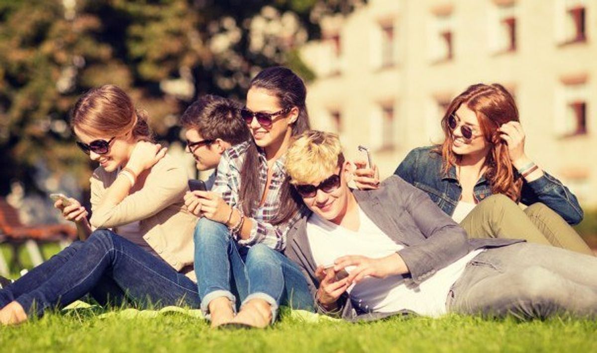 10 Apps Every College Student Needs