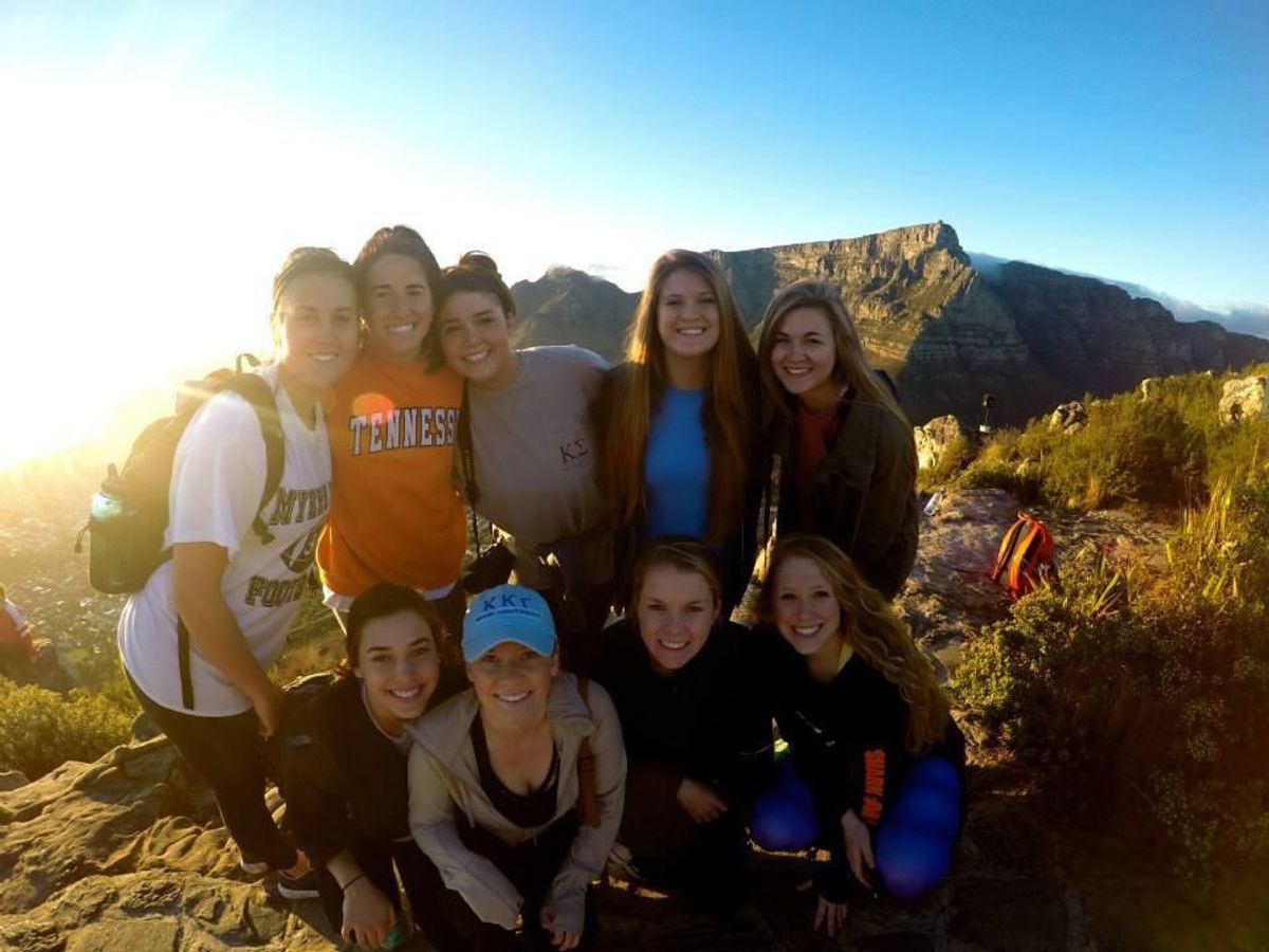 Why The Friends You Make While Studying Abroad Are The Coolest Friends