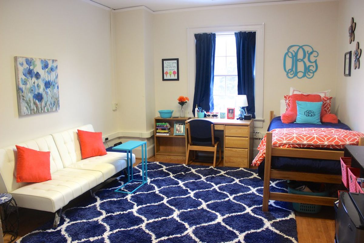 7 Ways to Spice Up Your Dorm Room