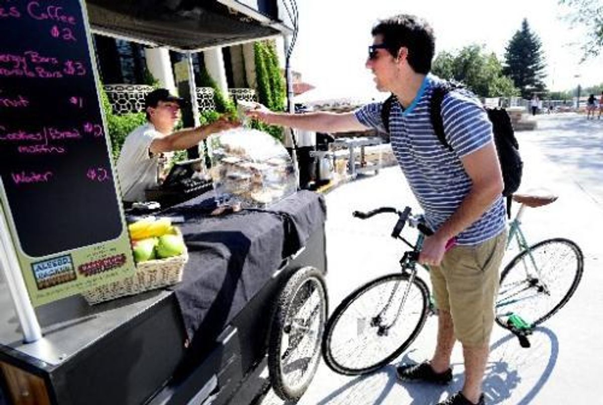 4 Important Reasons Why There Should Be Coffee Carts On College Campuses