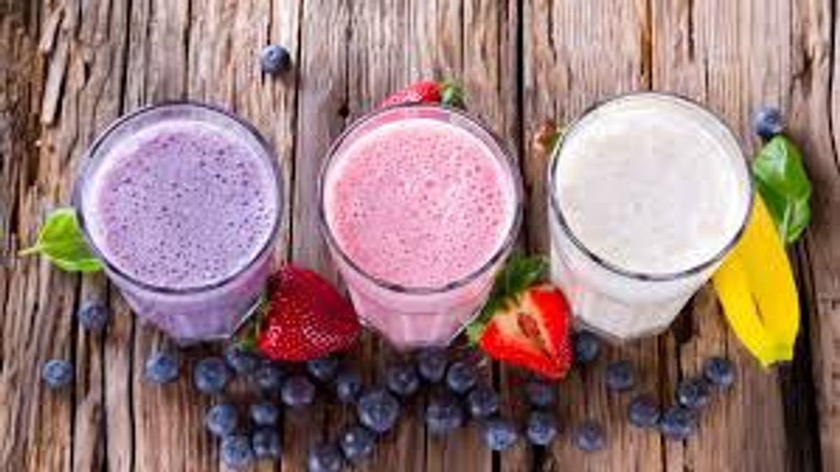 5 Smoothies All College Students Need